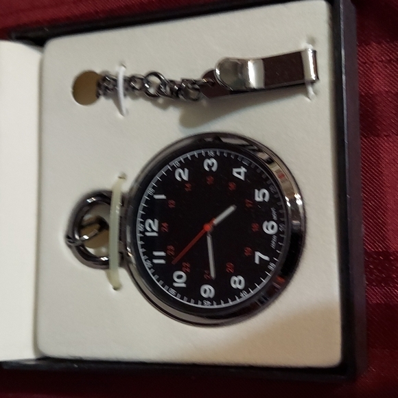 Kohl's Accessories Nwt Pocket Watch Needs A Battery Poshmark